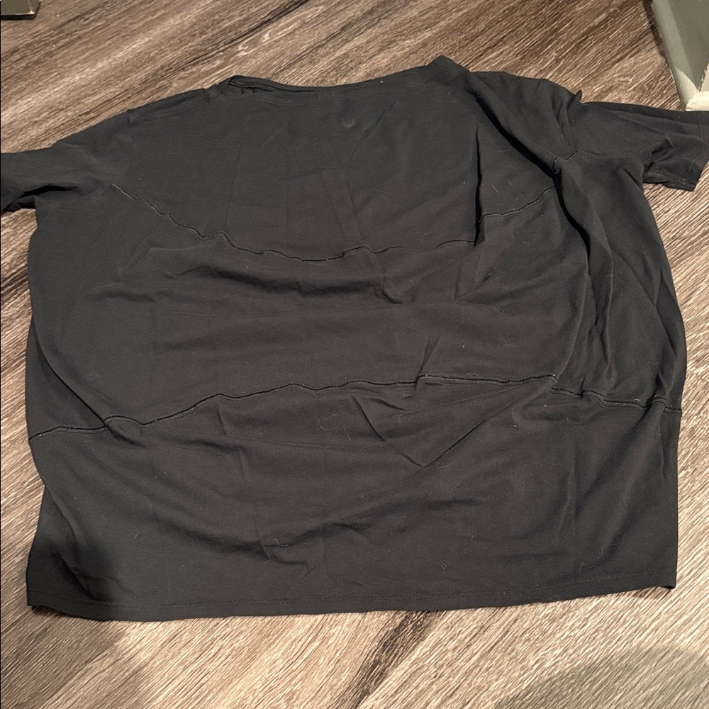Lululemon Back in Action top - Picture 2 of 3